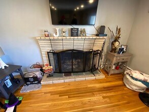 32 Grandview Ave-Unit -2 in Watertown, MA - Building Photo - Building Photo