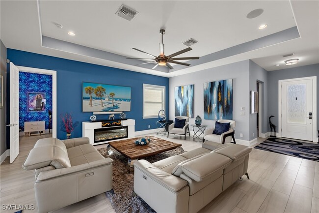 17 Willoughby Dr in Naples, FL - Foto de edificio - Building Photo