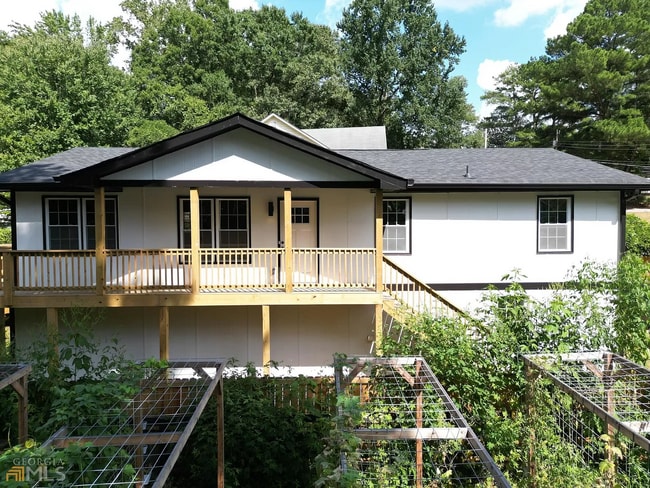 property at 1643 Mary George Ave NW