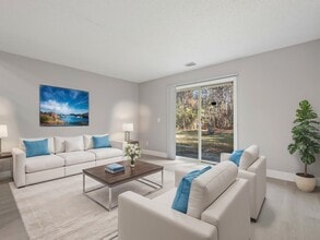 Colonial Pointe Apartments in Columbia, SC - Foto de edificio - Building Photo