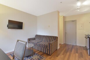 440 Richards St in Vancouver, BC - Building Photo