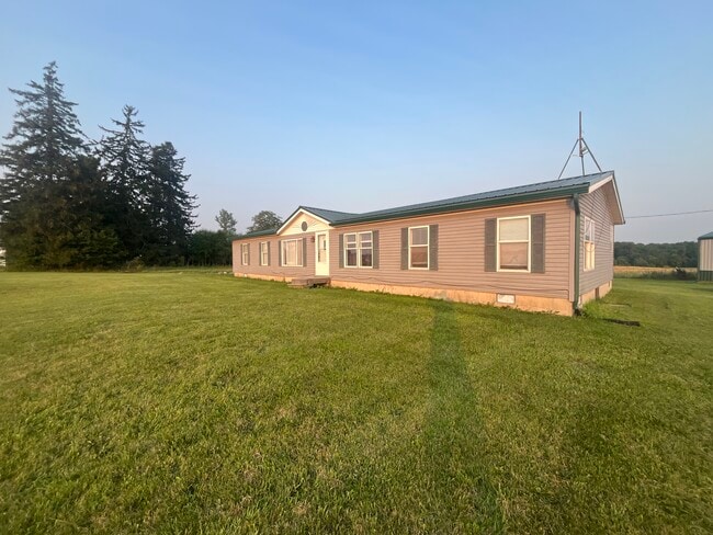 property at 4421 Tamarack Rd