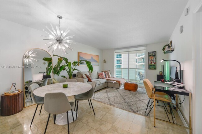 2101 Brickell Ave, Unit 2009 in Miami, FL - Building Photo - Building Photo