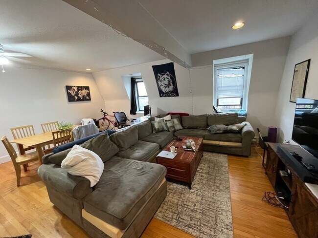 property at 762 Tremont St