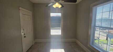 712 40th St in Galveston, TX - Building Photo - Building Photo