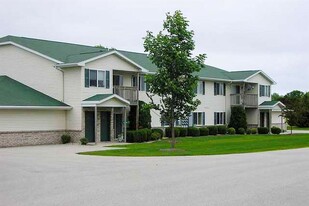 CLOVER MEADOWS MANITOWOC Apartments