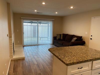 6431 Saint Paul Cir, Unit B in Huntington Beach, CA - Building Photo - Building Photo