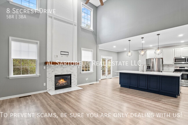 8 Secrest Dr in Avery Creek, NC - Building Photo - Building Photo