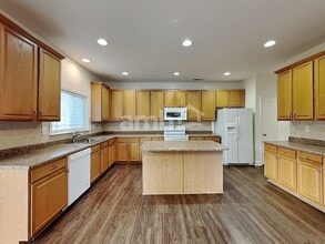 4403 Mary Point Rd in Monroe, NC - Foto de edificio - Building Photo