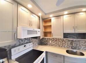 662 North Dr in Delray Beach, FL - Building Photo - Building Photo