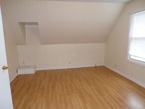 228 Main St in Orono, ME - Building Photo - Building Photo