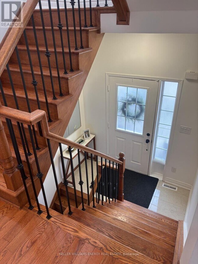 575 Steeple Hill in Pickering, ON - Building Photo - Building Photo