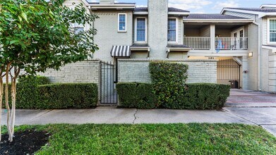 2215 Stanford St in Houston, TX - Building Photo - Building Photo