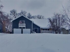 13645 Timber Crest Dr in Osseo, MN - Building Photo