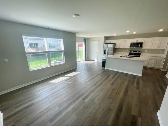 property at 577 N Kimberlite St