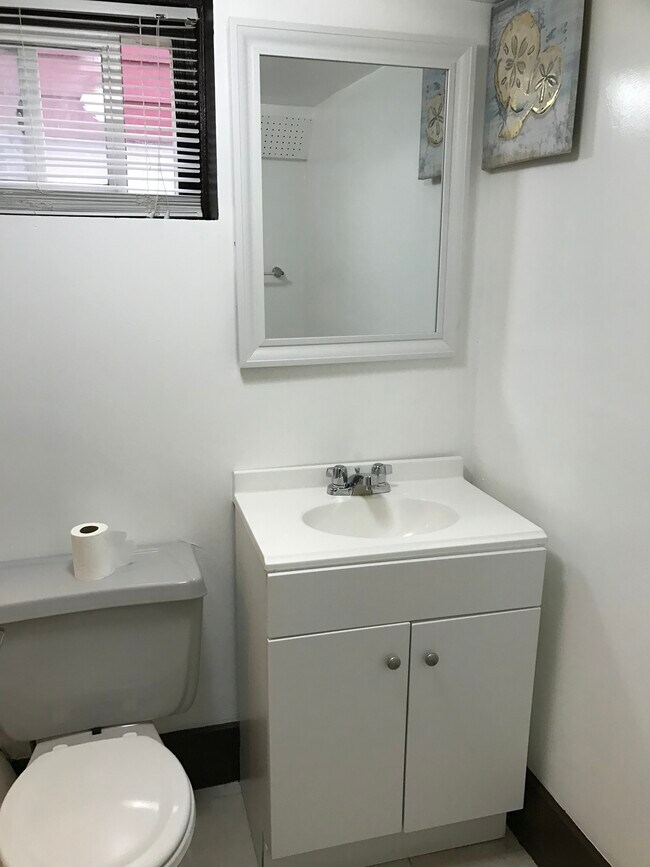 11103 106th St Apartments and Nearby Ozone Park Apartments For Rent