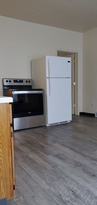 1221 Berner St in Green Bay, WI - Building Photo