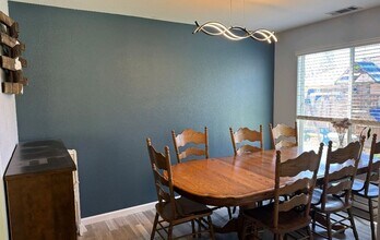 303 Rainbow Ct in Paso Robles, CA - Building Photo - Building Photo