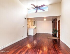 18645 Hatteras St, Unit 237 in Los Angeles, CA - Building Photo - Building Photo