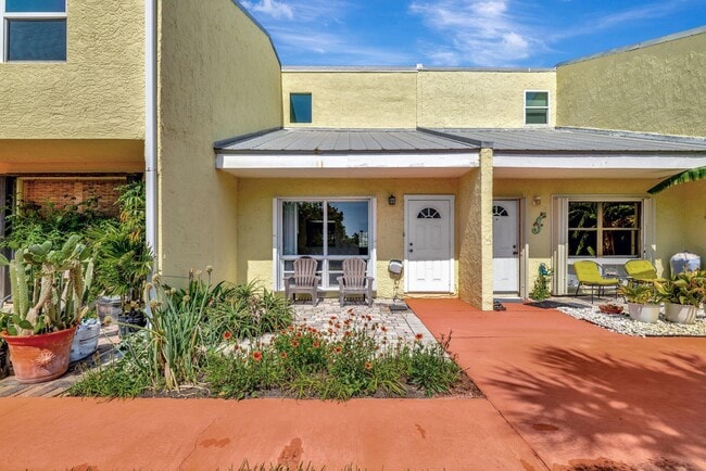 property at 2707 N Hwy A1A