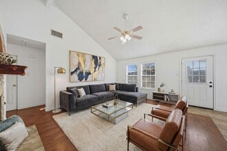 2805 Pickett Dr in League City, TX - Building Photo - Building Photo