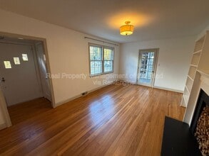 7530 Shallowford Rd in Lewisville, NC - Building Photo - Building Photo