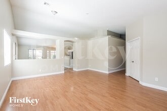 811 Mesa Pine Ct in Henderson, NV - Foto de edificio - Building Photo