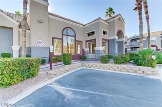 5055 W Hacienda Ave in Las Vegas, NV - Building Photo - Building Photo