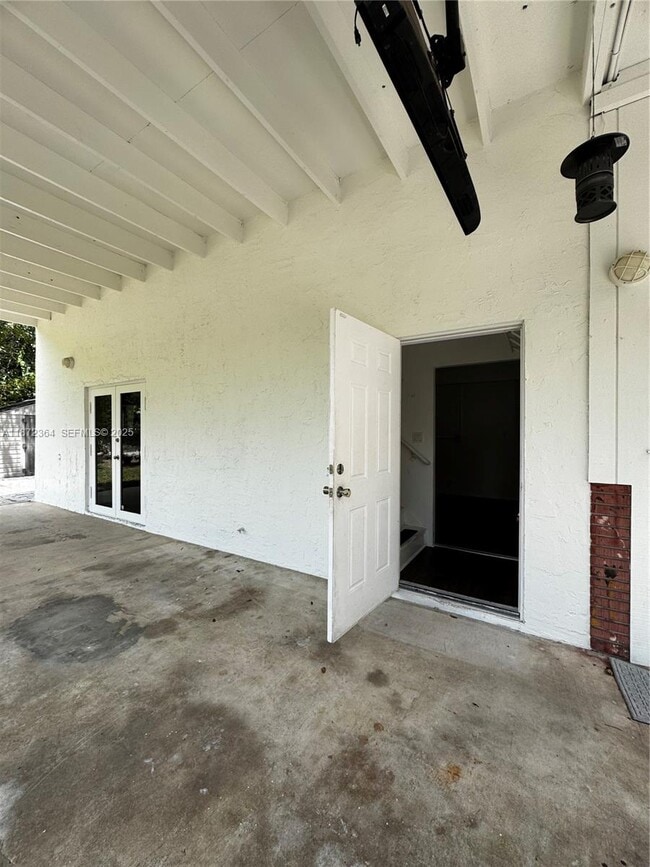 property at 1601 SW 20th Ave