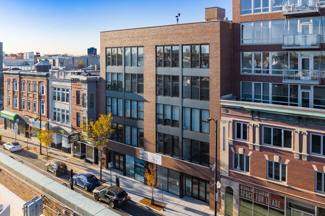 1962-1966 N Milwaukee Ave in Chicago, IL - Building Photo - Building Photo