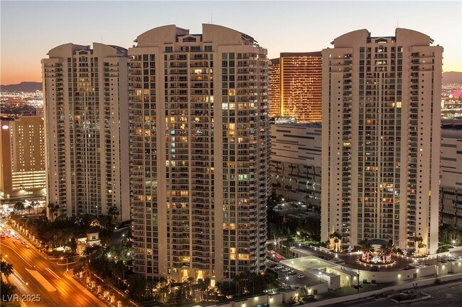 property at 2777 Paradise Rd