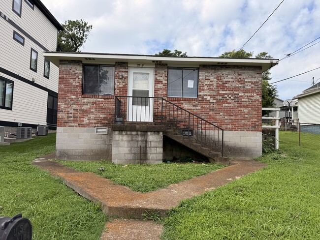 25 N Hill St, Unit A