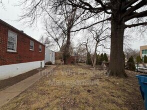 6206 Evergreen Blvd in Berkeley, MO - Building Photo - Building Photo