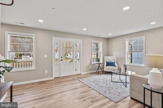 22802 Lawrence Ave in Leonardtown, MD - Building Photo - Building Photo