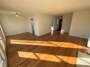 3122 Central Ave in Ventura, CA - Building Photo - Building Photo