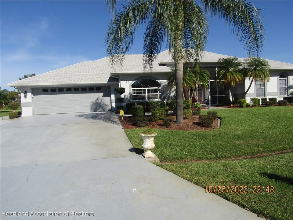 6317 Sagewood Ln in Sebring, FL - Building Photo