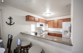 2110 Sealion Dr, Unit 2110 Sealion dr unit 201 in Las Vegas, NV - Building Photo - Building Photo