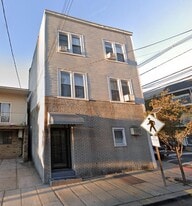 137 41st St in Union City, NJ - Building Photo