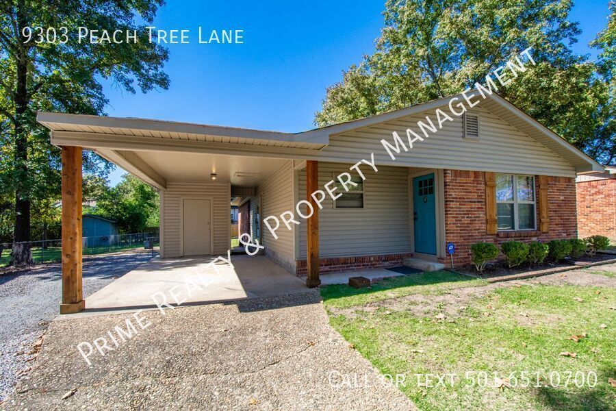 9303 Peach Tree Ln in Sherwood, AR - Building Photo