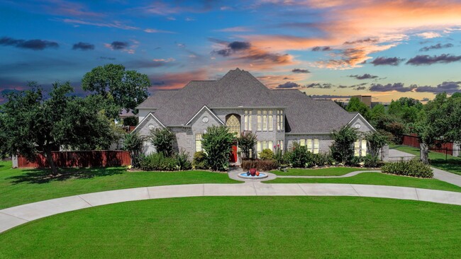 1904 Stonegrove Ct