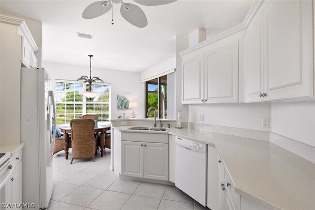 5870 3 Iron Dr in Naples, FL - Building Photo - Building Photo