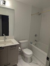 10 Lagerfeld Dr in Brampton, ON - Building Photo - Building Photo