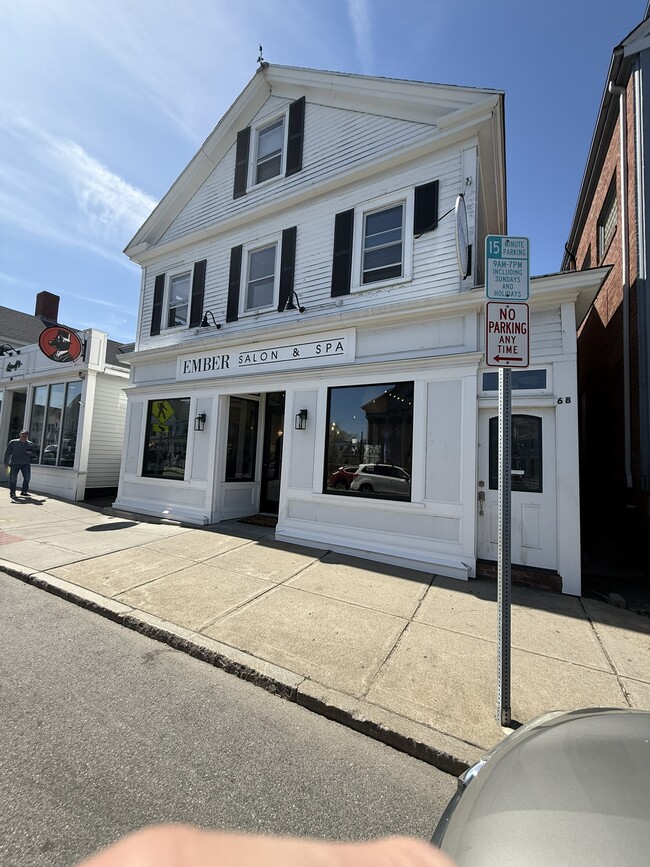 68 Court St, Unit 2