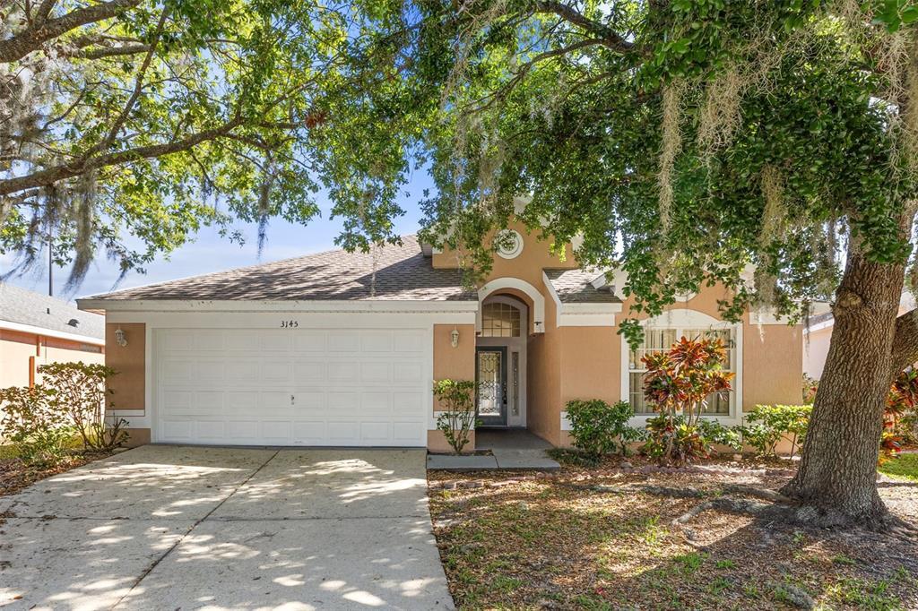 3145 Stonehurst Cir in Kissimmee, FL - Building Photo