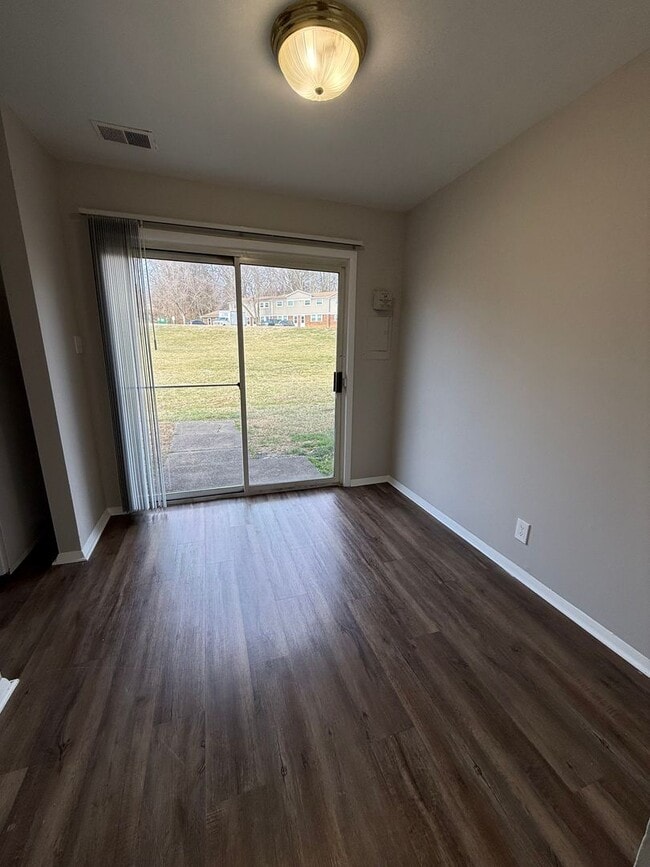 4813 Lakeside Dr in Evansville, IN - Building Photo - Building Photo