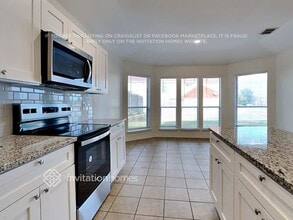 1000 Fox Willow Ct in Burleson, TX - Building Photo - Building Photo