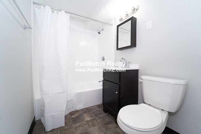 38 S Huntington Ave, Unit 2 photo'