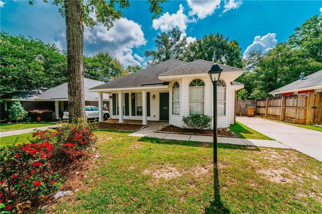property at 957 Wesley Ave