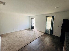 16955 Marie Vlg Dr in Conroe, TX - Building Photo - Building Photo