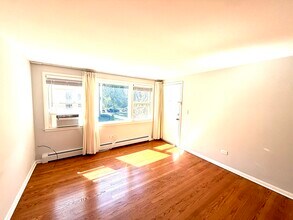 5620 W Goodman St in Chicago, IL - Building Photo - Building Photo
